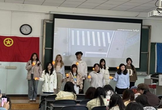 学思践悟两会精神 青春献礼百廿校庆-